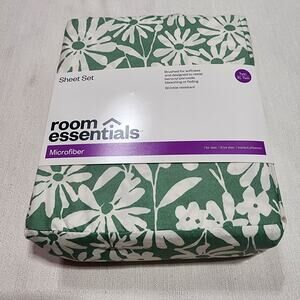 Room essentials XL twin bed sheets set